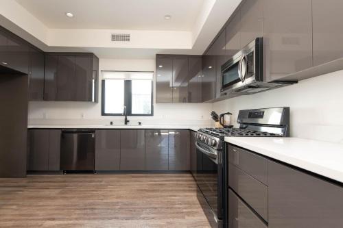City West Apartamento | Regency Modern Apartments