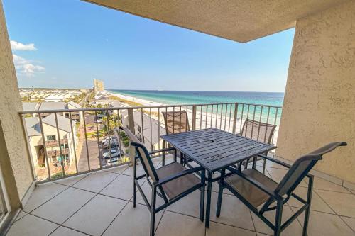 Biltmore Beach Apartamento | Regency Towers 823