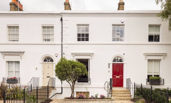 South Richmond Casa | Regency Townhouse in prime Richmond, a moment from the River Thames