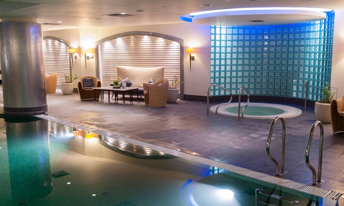 Srodmiescie Hotel | Regent Warsaw Hotel