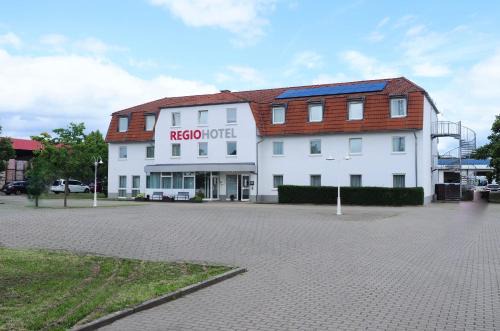 Schonebeck Hotel | REGIOHOTEL Salzland Schönebeck