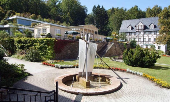 Thermalbad Wiesenbad Hotel | Rehaklinik Thermalbad Wiesenbad