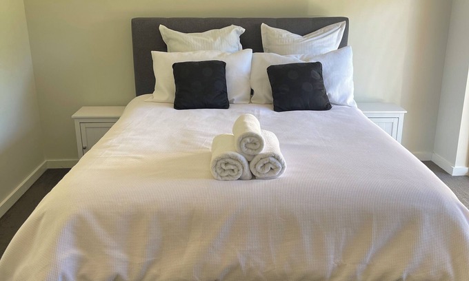 The Vines Apartamento | Rehoboth homes