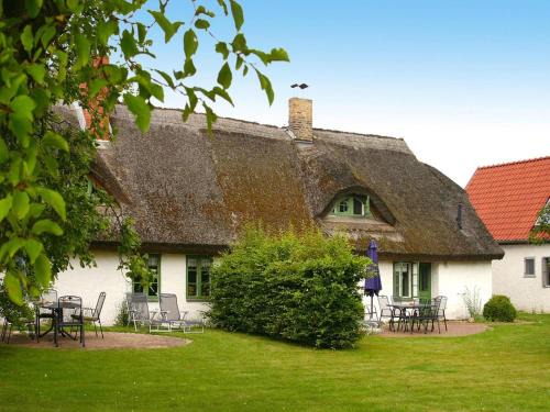 Neuenkirchen Casa | Reihenhäuser im Hafendorf Vieregge auf Rügen