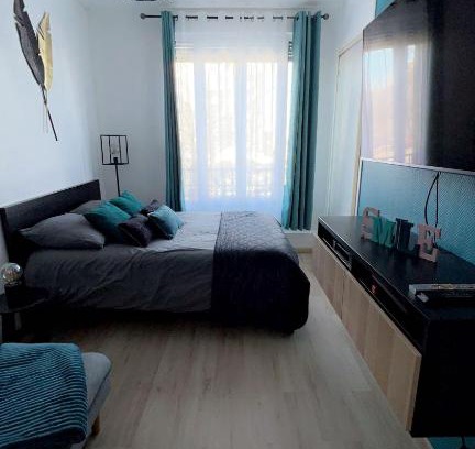 Courlancy Apartamento | Reims Blue Sky