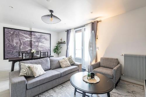 Reims Apartamento | Reims Centre, Appartement 4 Chambres NETFLIX