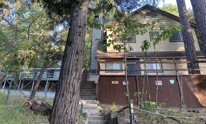 Crestline Casa | Relax and enjoy