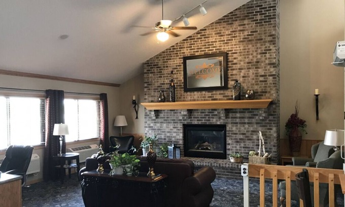 Thorp Casa | Relax and Recharge! 3 Pet-friendly Units, Free Parking, Near Stanley Theatre