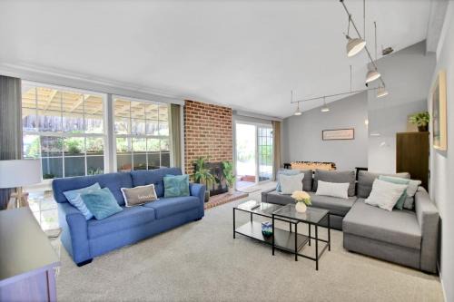 Birdland Casa | Relax and Recharge here Close to All Attractions