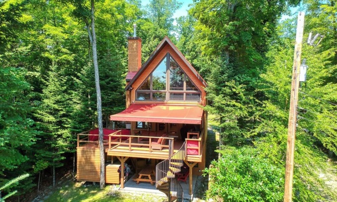 Val-des-Monts Cabaña | Relax and Rejuvenate at Kamanik Guest House near Ottawa