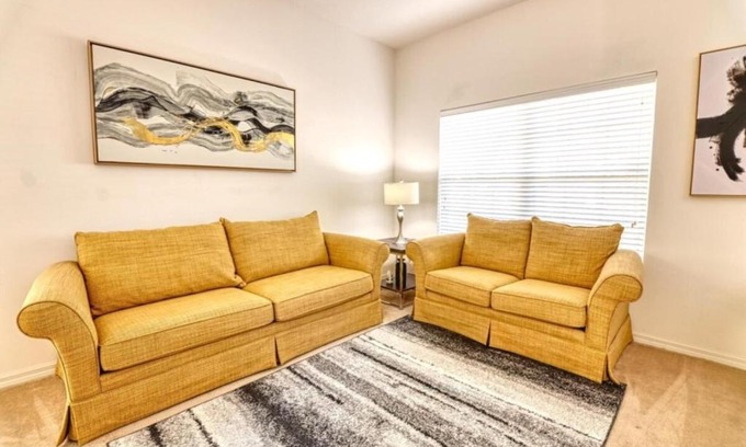Highgate Park Casa | Relax and Unwind at Highgate Park home