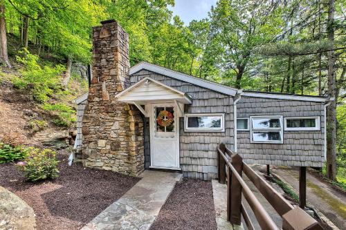 Ligonier Casa | Relax and Unwind - Bird Creek Cottage at Cliffwood