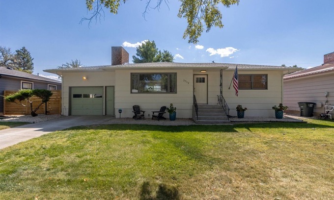 West End Casa | Relax at this peaceful and centrally-located place on the west end of Billings.