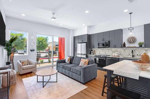 New Braunfels Casa | Relax in a Luxe Resort-Style Condo