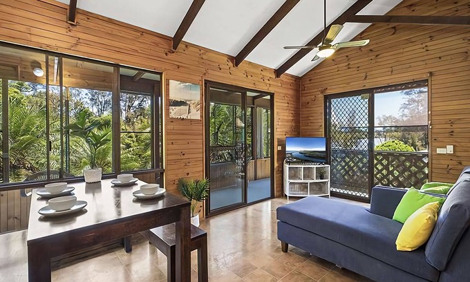 Mylestom Cabina | Relax in comfort and get back to nature in 1 of 4 waterside Cabins