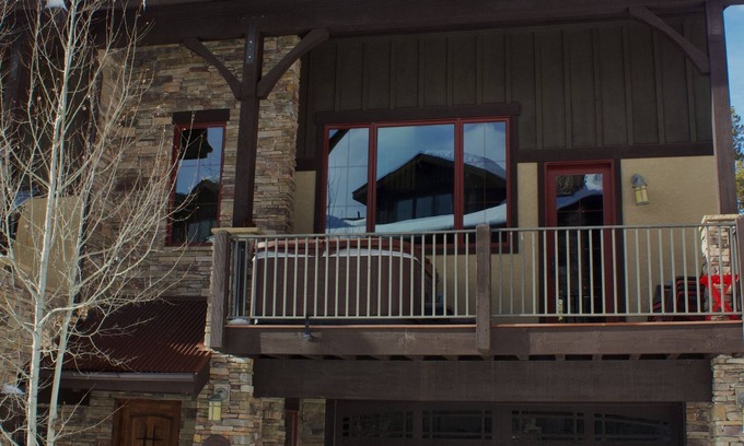 Fraser Casa | Relax in our beautiful 4 bedroom luxurious Mountain Getaway Home!