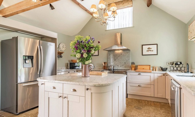 Thirsk Cabaña | 5 bedroom accommodation in Felixkirk, near Thirsk