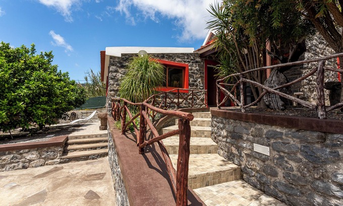 Calheta Casa | Relájate en medio de la naturaleza !!!