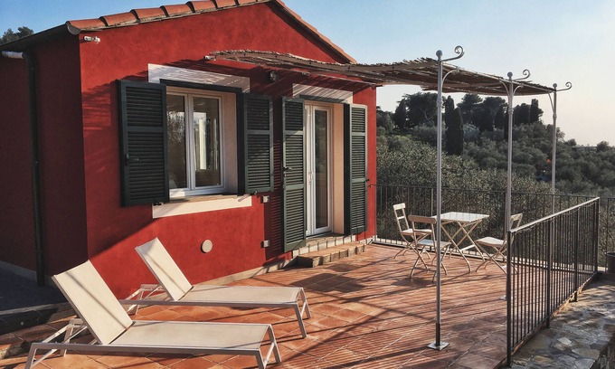 Imperia Apartamento | Relájese en los olivos, a 5 km del centro y las playas - Appartamento Corbezzolo