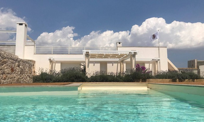 Ugento Villa | Relájese en el silencio del sur