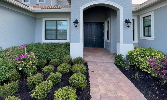 Palm City Casa | Relax living home away from home