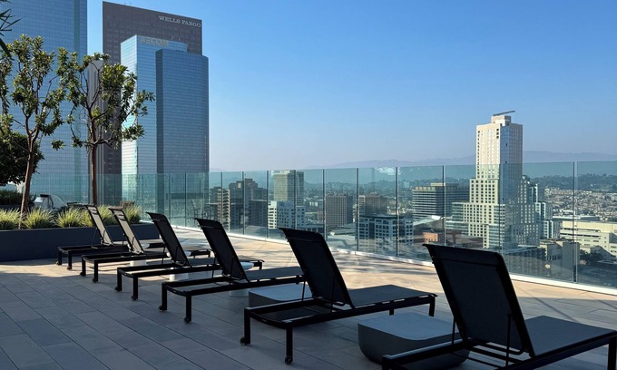 Historic Core Condominio | RELAX ON BROADWAY WITH A VIEW