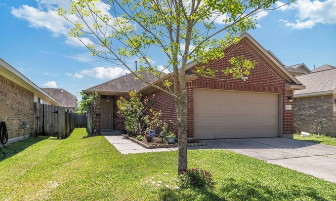 Houston Casa | Relax, Quiet, Clean, & 15min Away From Airport
