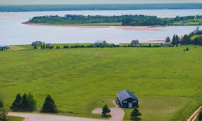 Little Pond Cabaña | Relax, Recharge, & Rejuvenate at Sunrise Retreat