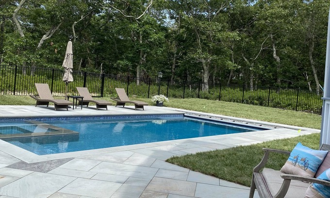 Lagoon Heights Casa | El hogar perfecto para la familia, los amigos, la diversión y el tenis! Cerca de Farm Neck Golf y más