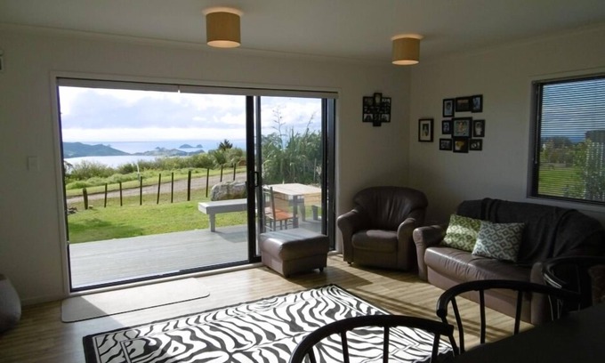 Matauri Bay Casa | Relájate mientras disfrutas de las amplias vistas al mar