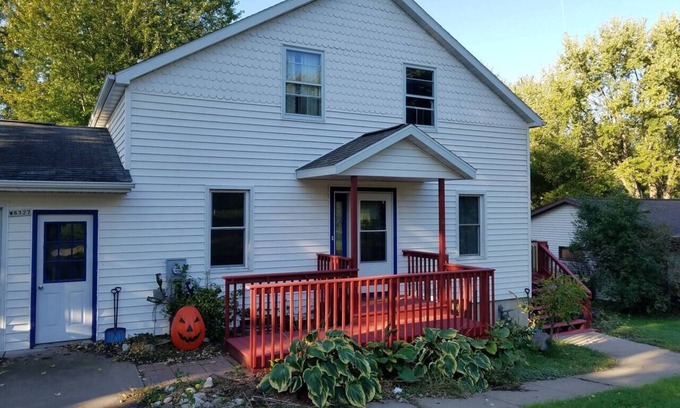 Brice Prairie Casa | Relaxation on the river - Extra Cleaned