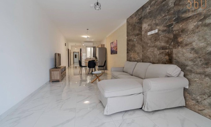 Tarxien Apartamento | Relaxed 2BR Home with Backyard & Balconies,Tarxien