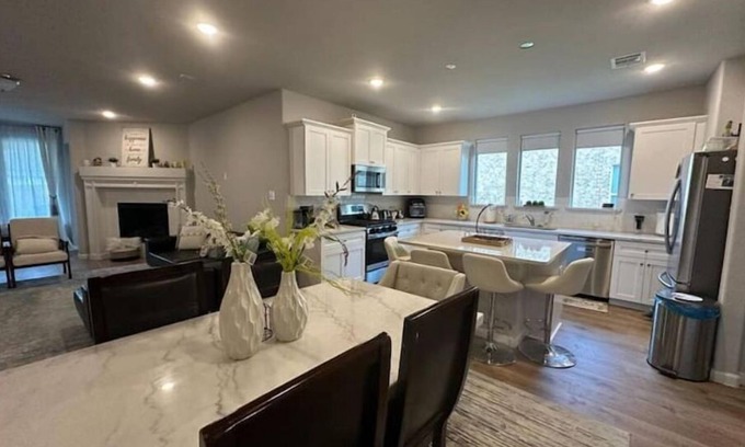 Forney Casa | Relaxed Duplex