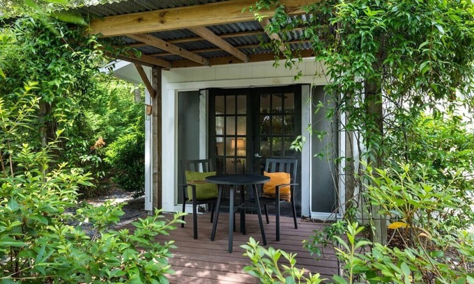 Wilmington Apartamento | Relaxed Garden - 4 miles to Beach!