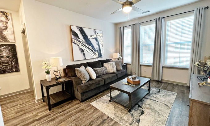 Metrocenter - North Rhodes Park Apartamento | Relaxing 2 bedroom close to downtown