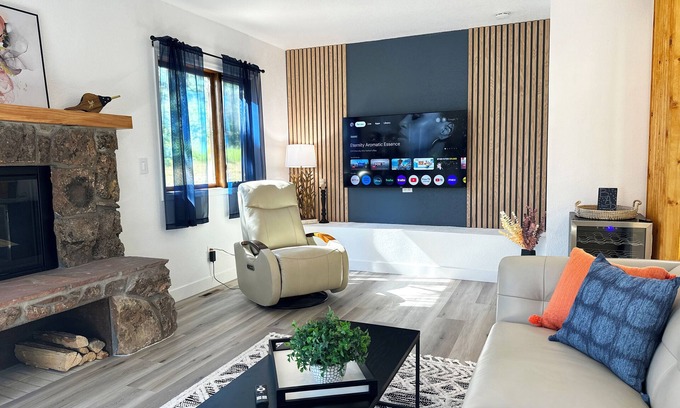 The Pinery Apartamento | Relaxing 2-bedroom cozy suite in the lovely Pinery, Parker