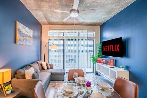 Evans Churchill Apartamento | Relaxing 2BD - Central Downtown - Gym, Pool, Parking