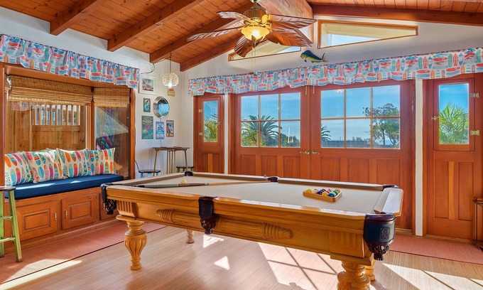 Toro Canyon Casa | Relaxing 3 bedroom House w/hot tub & 8ft pool table - 5 minutes from beach