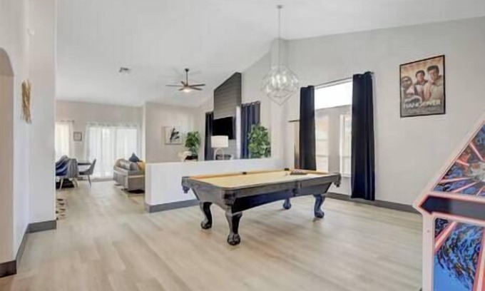 North Las Vegas Casa | Relaxing 4BR Home w/Pool & Family Game Room