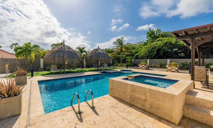 Sabana Liber Villapark Casa | Relaxing 4BR Villa with Pool, Hot Tub & Comfort at Sabanaliber 205 by Bocobay