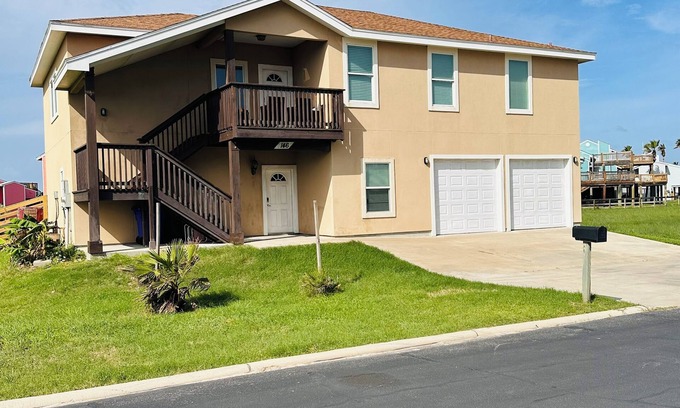 Port Aransas Casa | Relaxing Beach House on Mustang Island. STRP #2024-017250