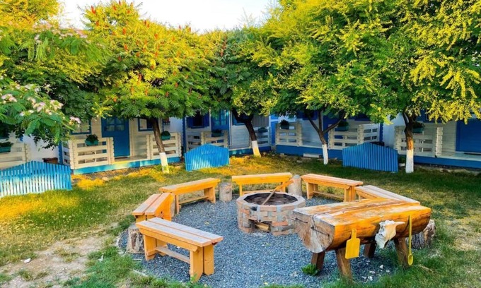 Plopul Cama Y Desayuno | Relaxing bed & breakfast retreat in Murighiol with modern amenities