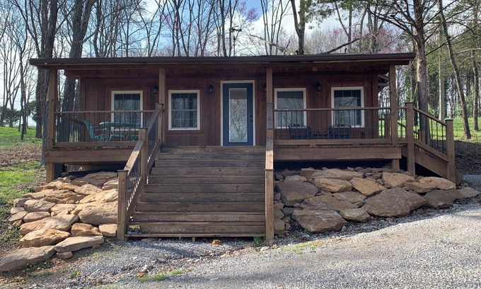 Goreville Cabina | Relaxing Cabin Near Hiking, Fishing & Lake of Egypt