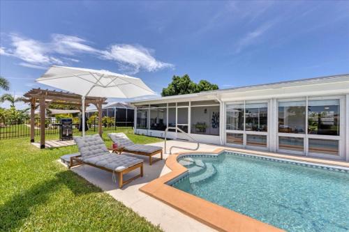 Punta Gorda Casa | Relaxing Charlotte County Villa 5881 with Private Pool Access