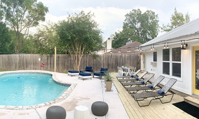 Pflugerville Casa | Relaxing Creekside Luxury Retreat w/ Private Pool + Hot Tub