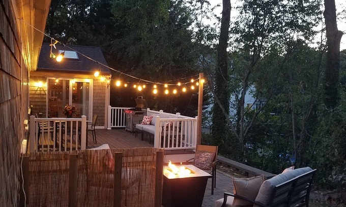 Yarmouth Port Casa | Relaxing family getaway, near beaches, farm and golf! Fire pit/Deck/Patio