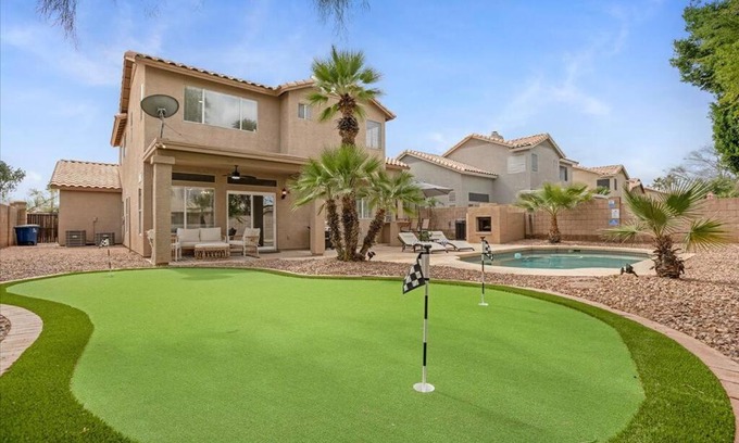 Val Vista Lakes Casa | Relaxing Family Oasis w/Heated Pool, Putting Green
