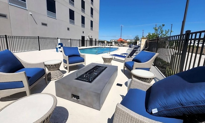 Pflugerville Casa | 3 Units Close to Central Park! Pet Friendly, Free Breakfast & Free Parking!
