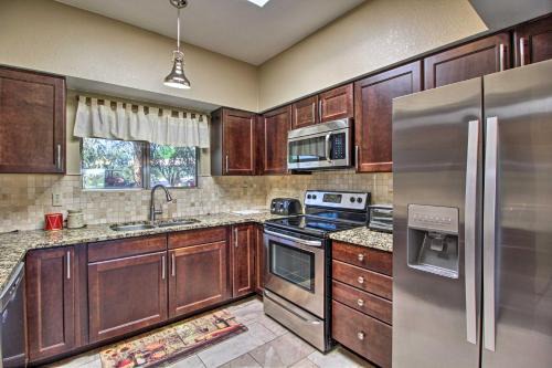 Green Valley Casa | Relaxing Green Valley Townhome about 30 Mi to Tucson!