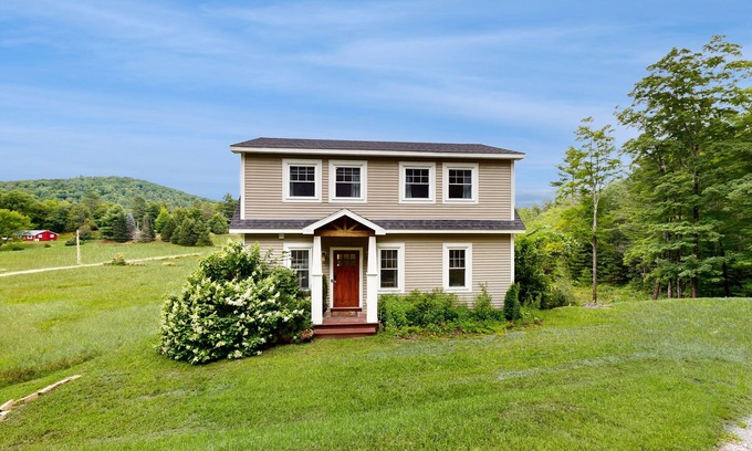Cavendish Casa | Relaxing home, gas fireplace, jetted tub, wifi, ping-pong, w/d, views & wifi